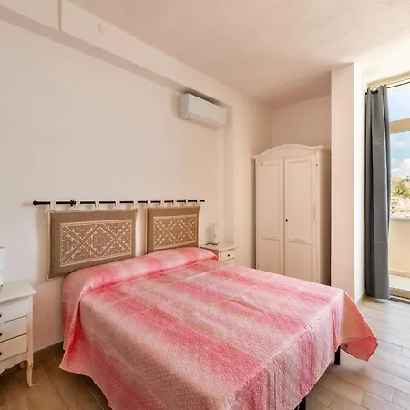 Con Vista Mare, Terrazza, Aria Condizionata Daire