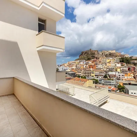 Con Vista Mare, Terrazza, Aria Condizionata Daire Castelsardo