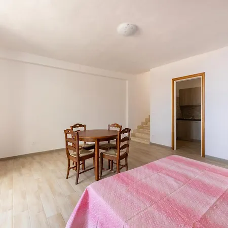 דירה Con Vista Mare, Terrazza, Aria Condizionata קאסטלסארדו