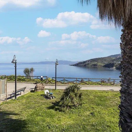 דירה Con Vista Mare, Terrazza, Aria Condizionata קאסטלסארדו